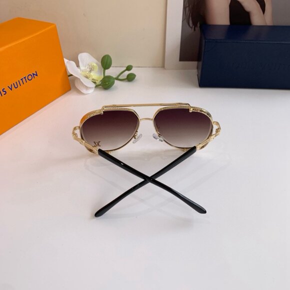 Louis Vuitton Women\'s Sunglasses main image 7